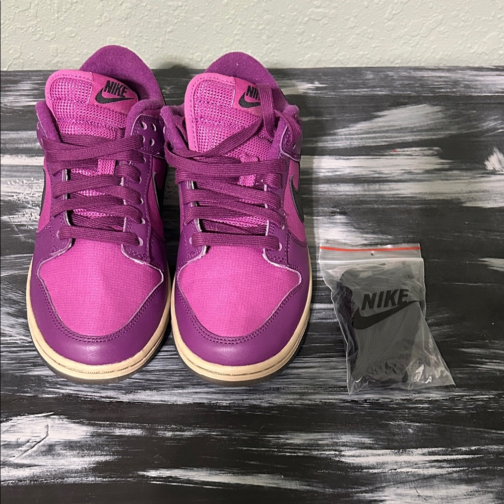 Nike Vibrant Purple Athletic Shoes